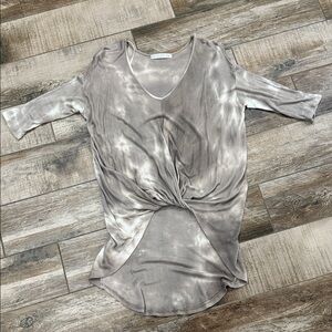 Potter's Pot Beige Tie-Dye Twist Tunic